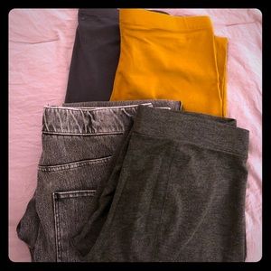 Lot of 4 pairs of Leggings Size Medium
